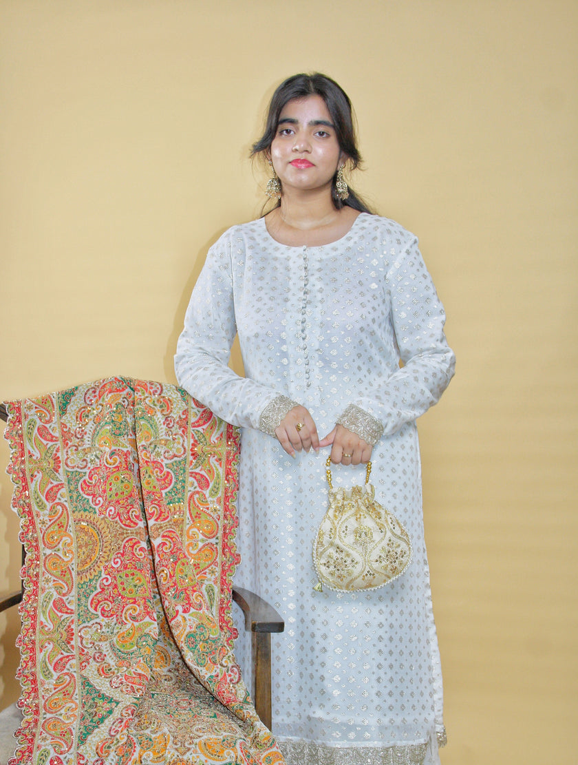 Zarnoor — Radiance of Gold